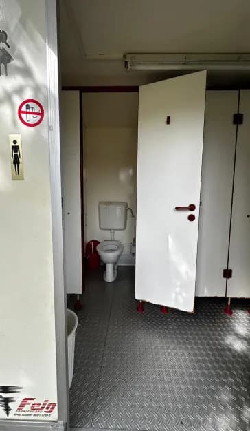 Toiletten Kabine